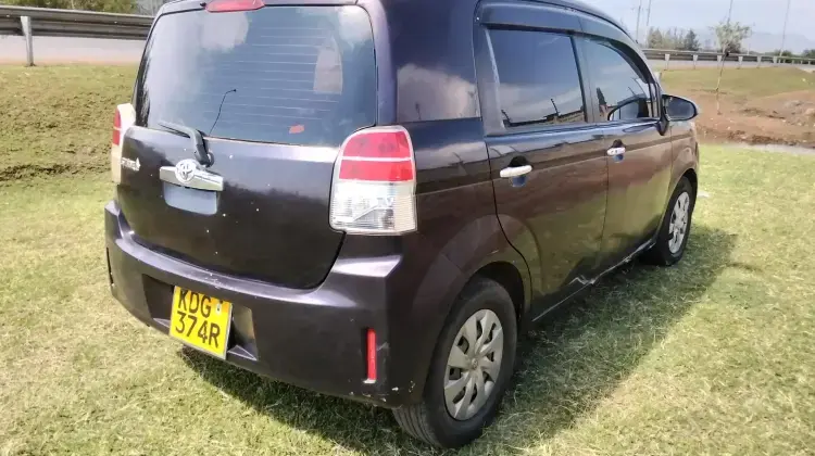 Toyota Spade