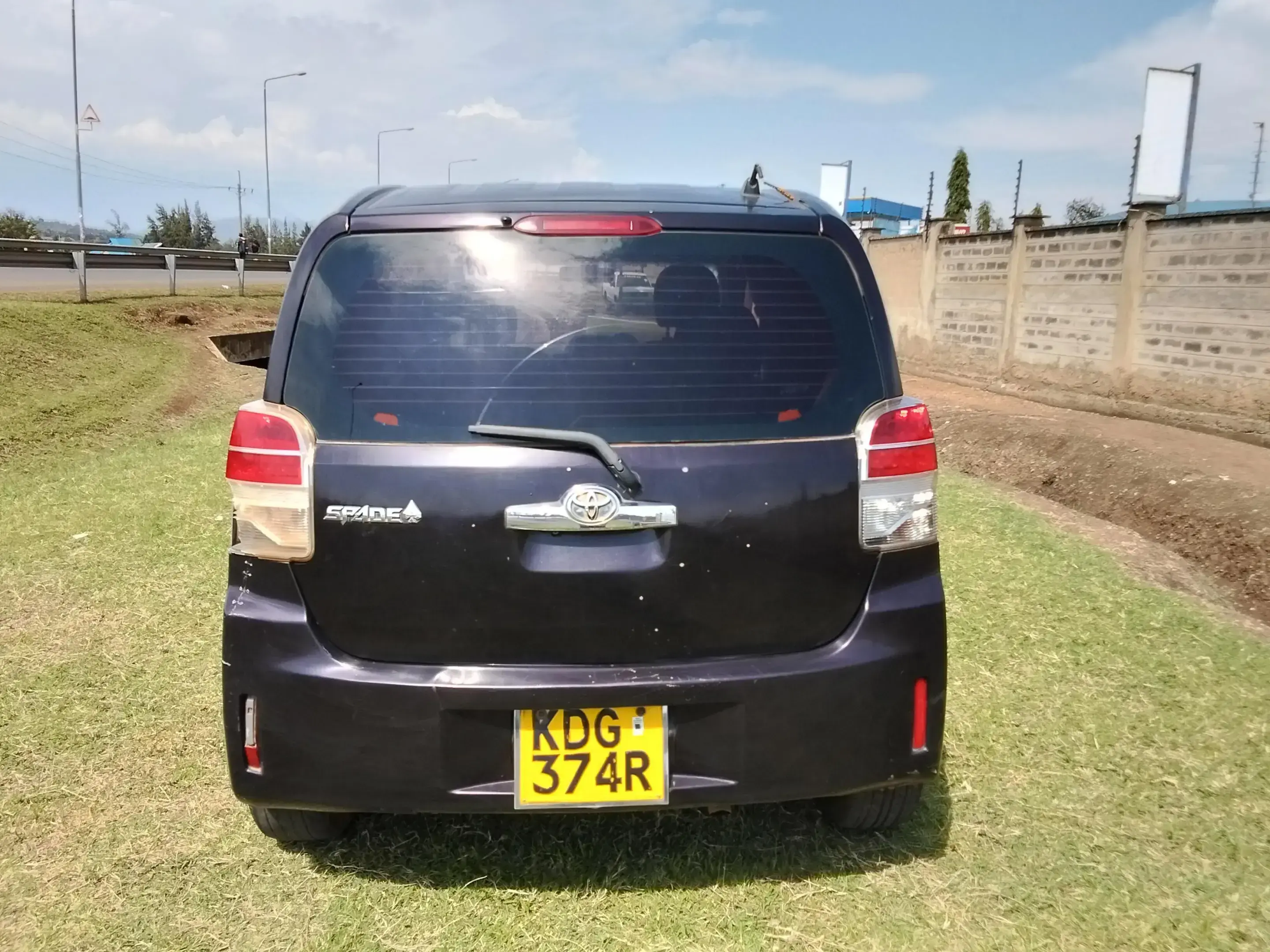Toyota Spade