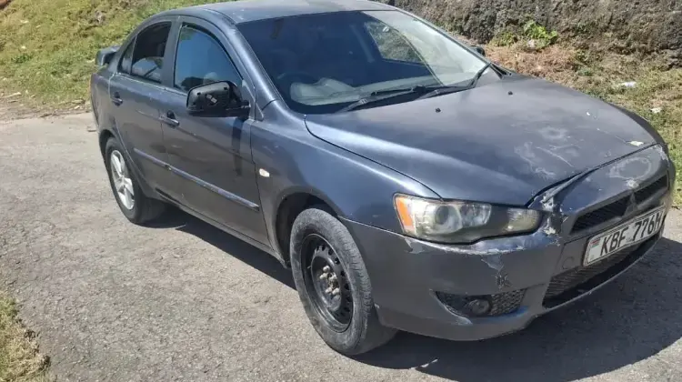 Mitsubishi Lancer
