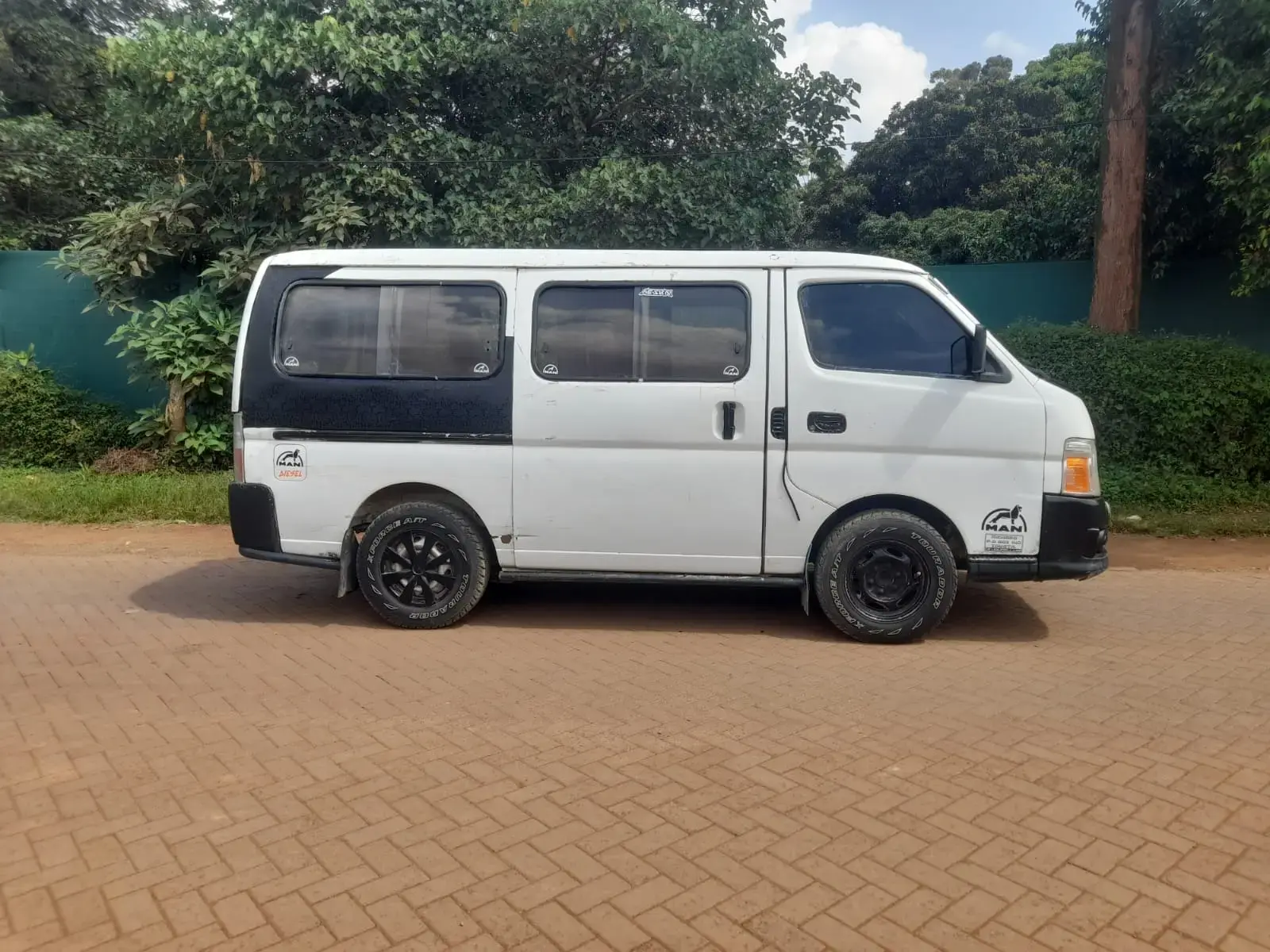 Nissan Caravan