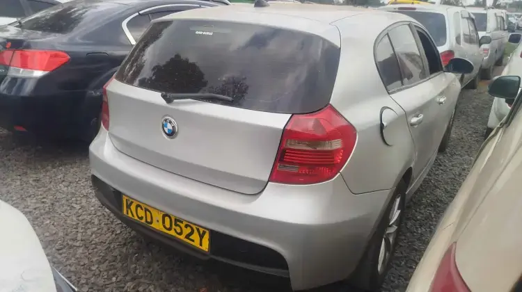 BMW 118