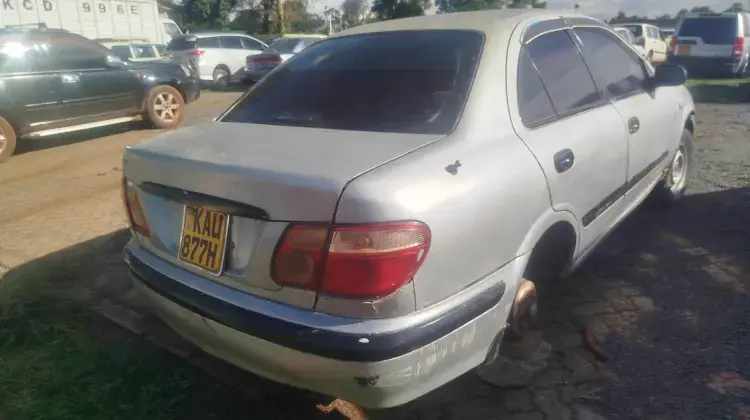Nissan Sunny