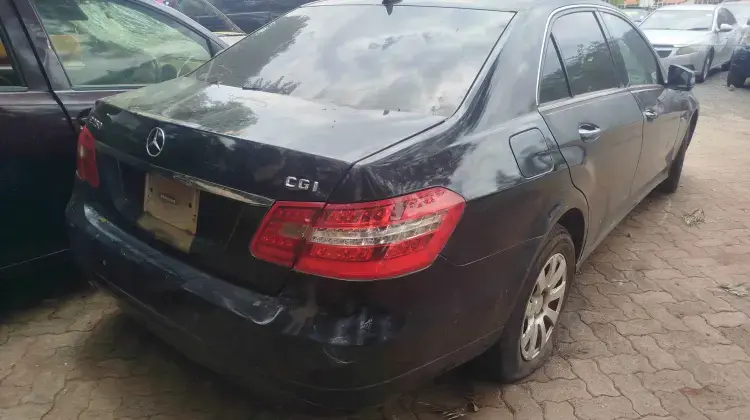 Mercedes-Benz E 250