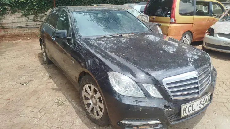 Mercedes-Benz E 250