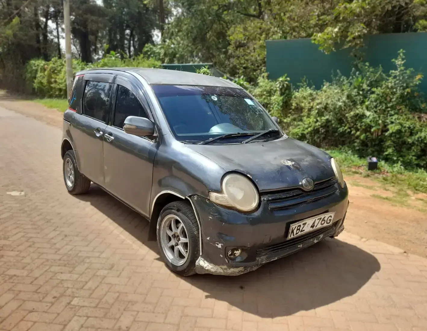 Toyota Sienta