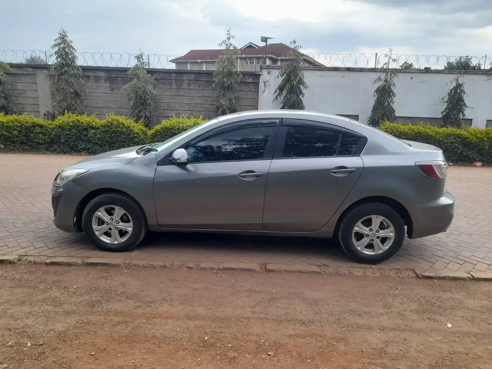 Mazda Axela