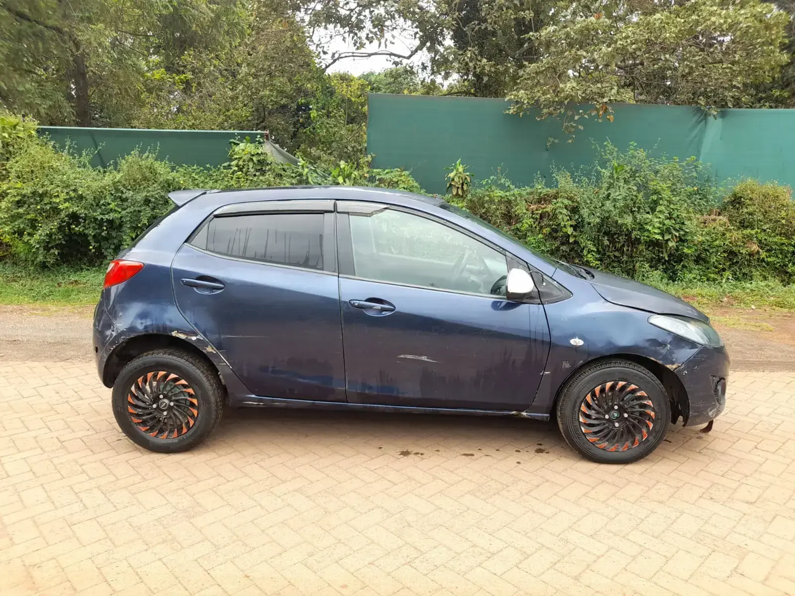 Mazda Demio