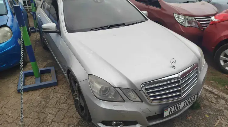 Mercedes-Benz E 350
