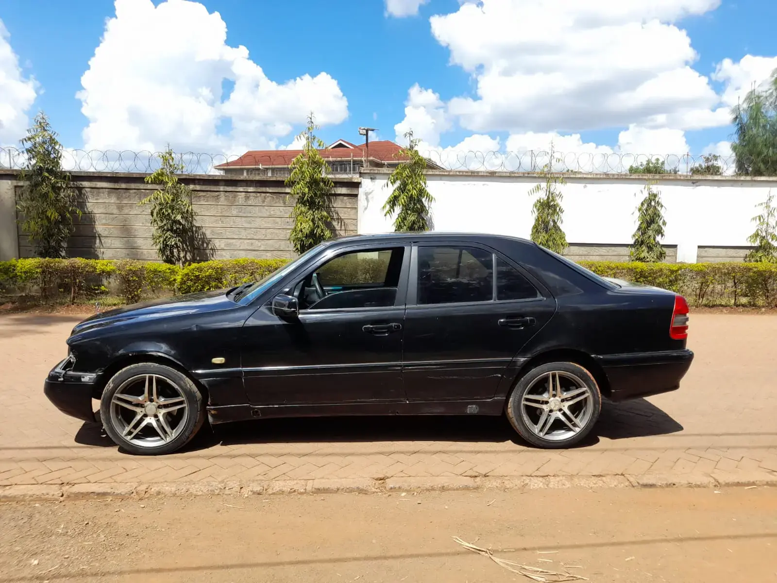 Mercedes-Benz C 200