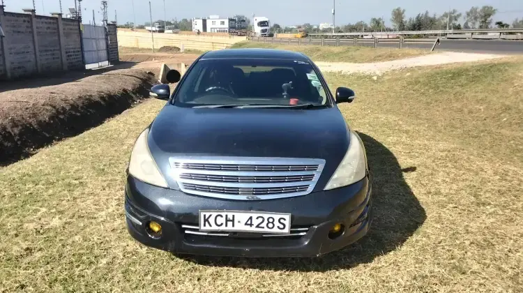 Nissan Teana