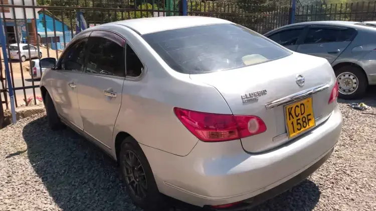 Nissan Bluebird