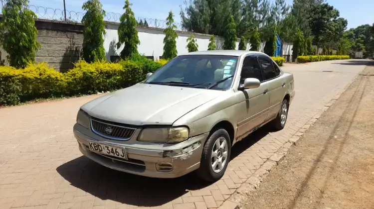 Nissan Sunny