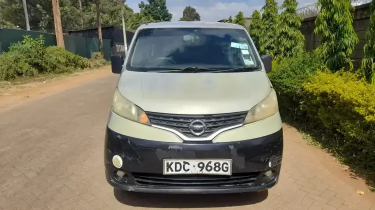 Nissan NV200
