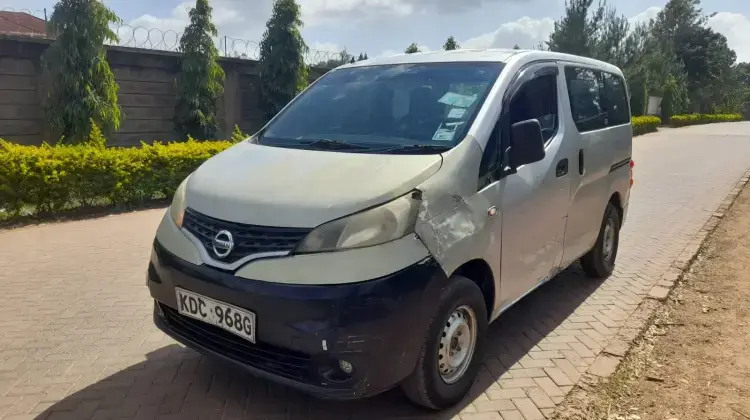 Nissan NV200