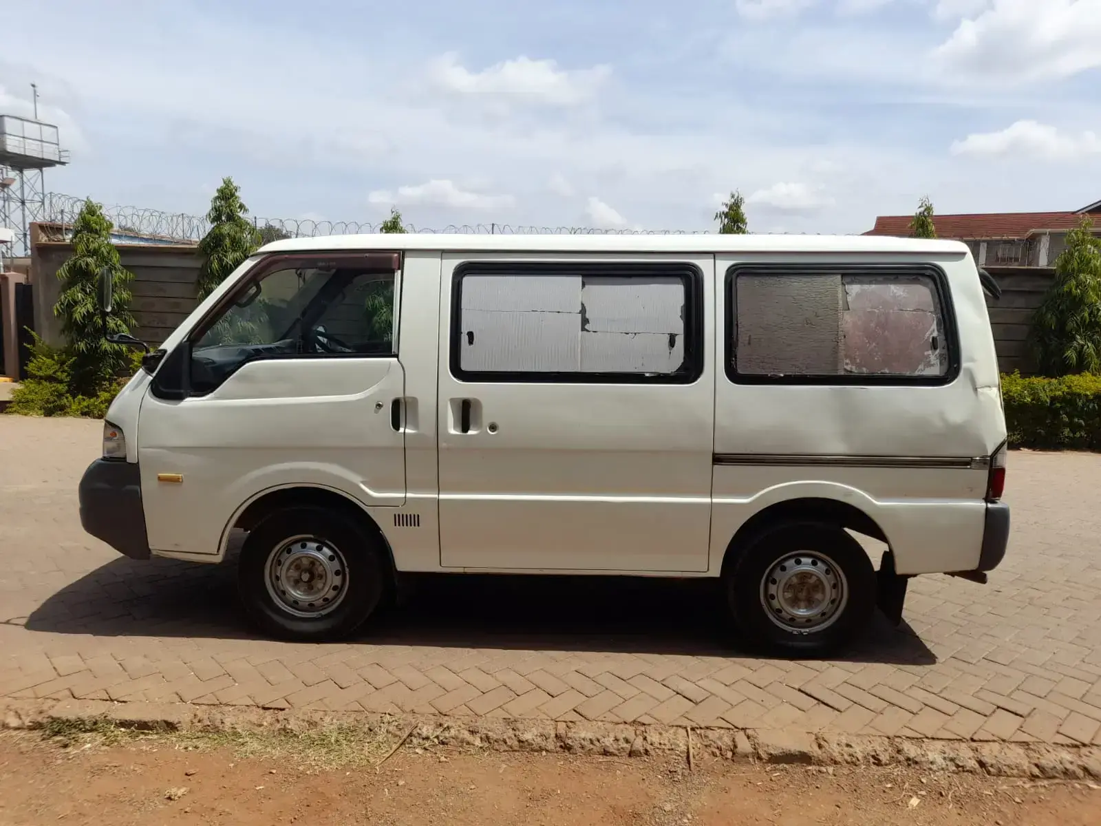 Nissan Vanette