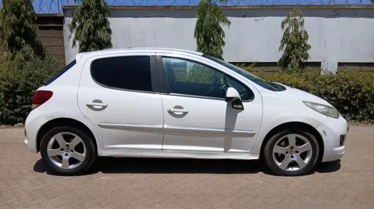 Peugeot 207