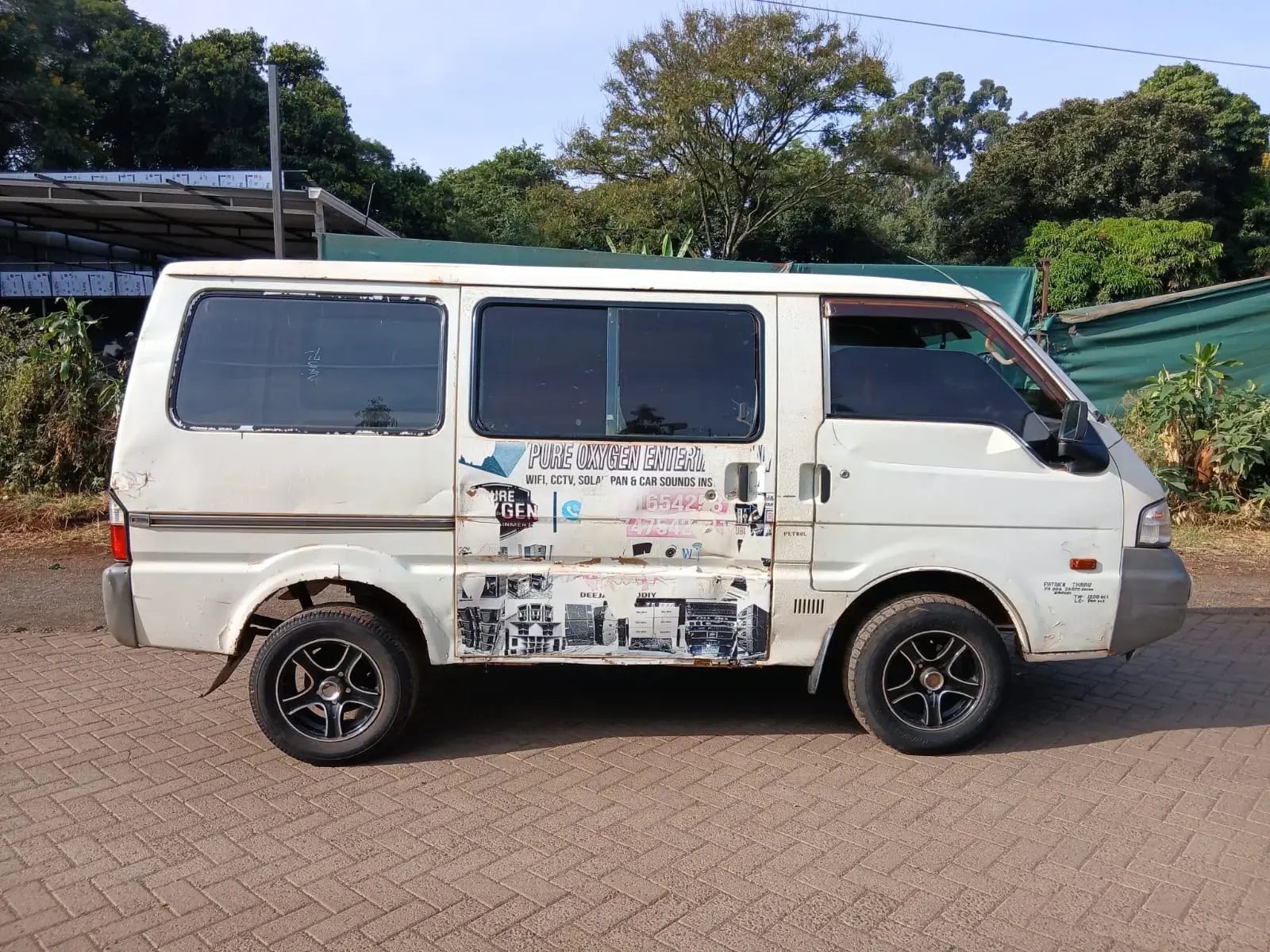 Nissan Vanette