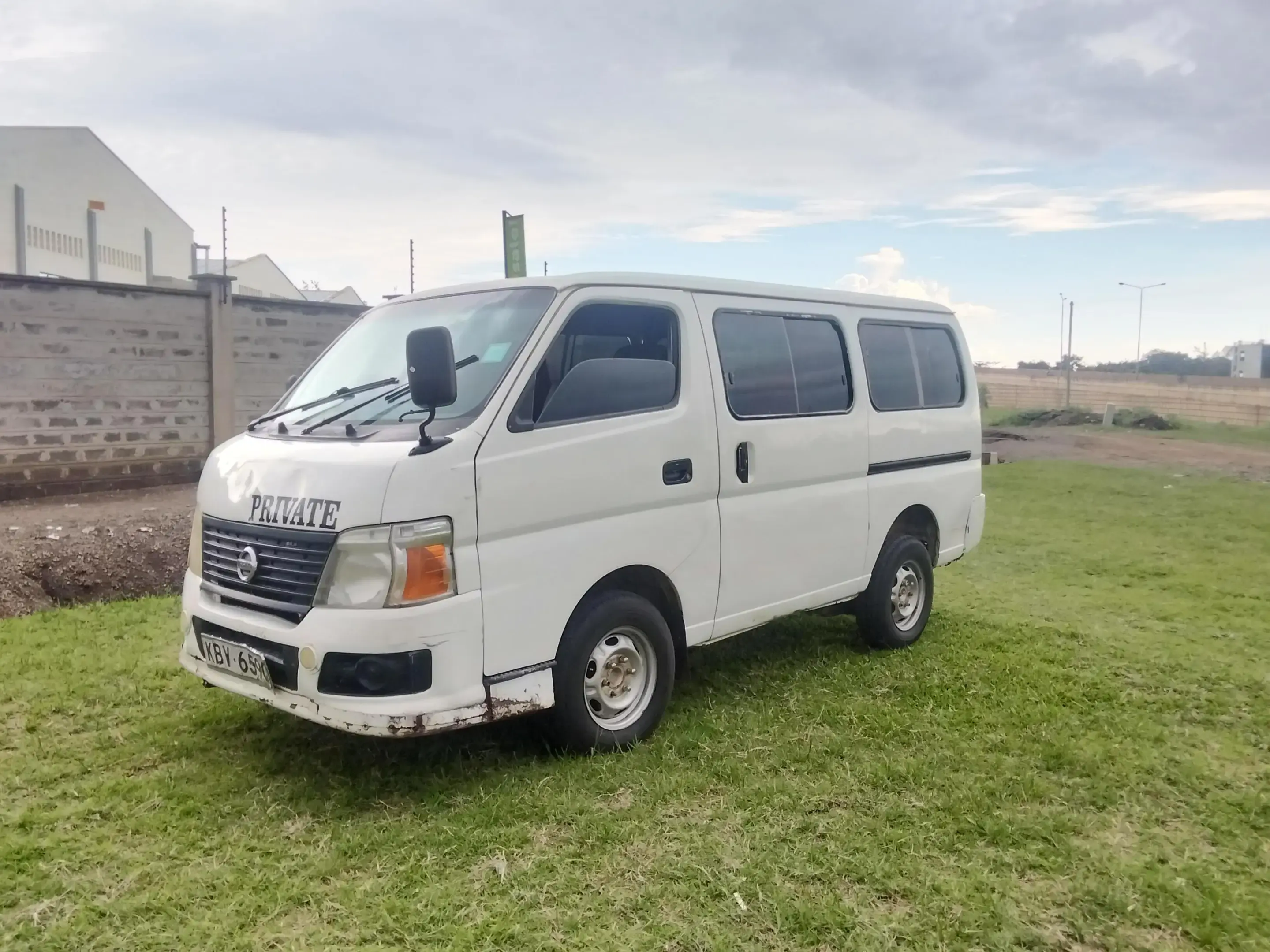 Nissan Caravan