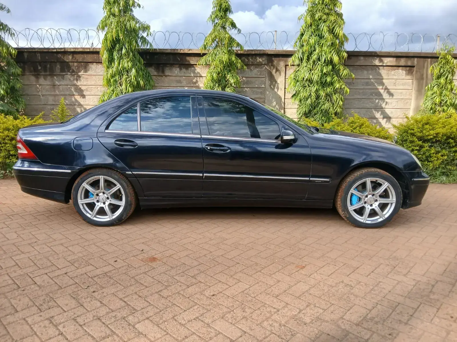 Mercedes-Benz C 200