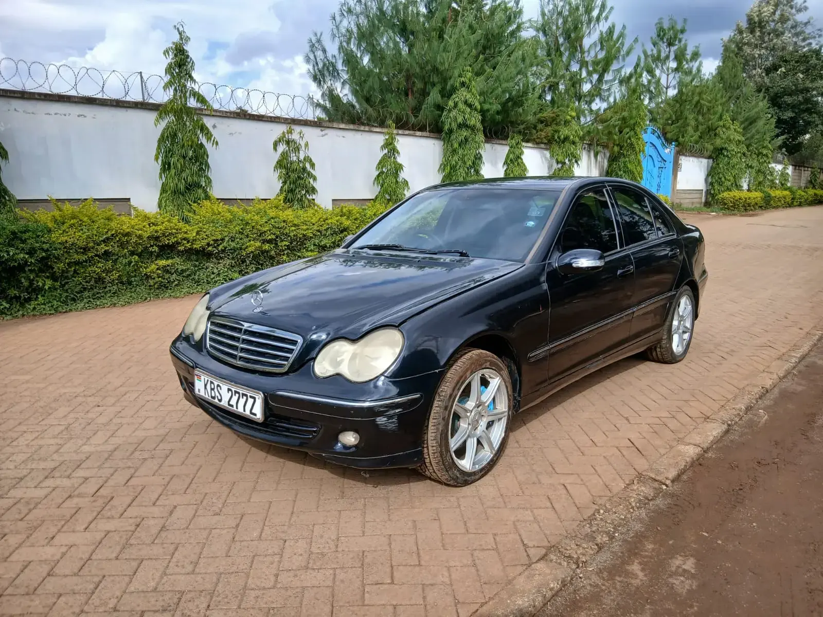 Mercedes-Benz C 200