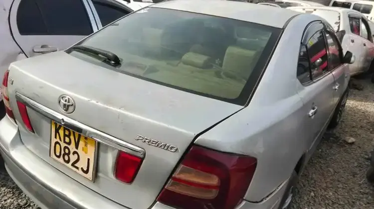 Toyota Premio