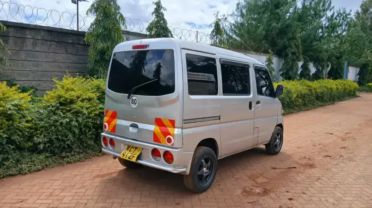 Nissan Clipper