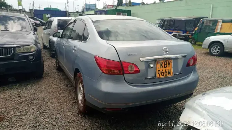 Nissan Bluebird