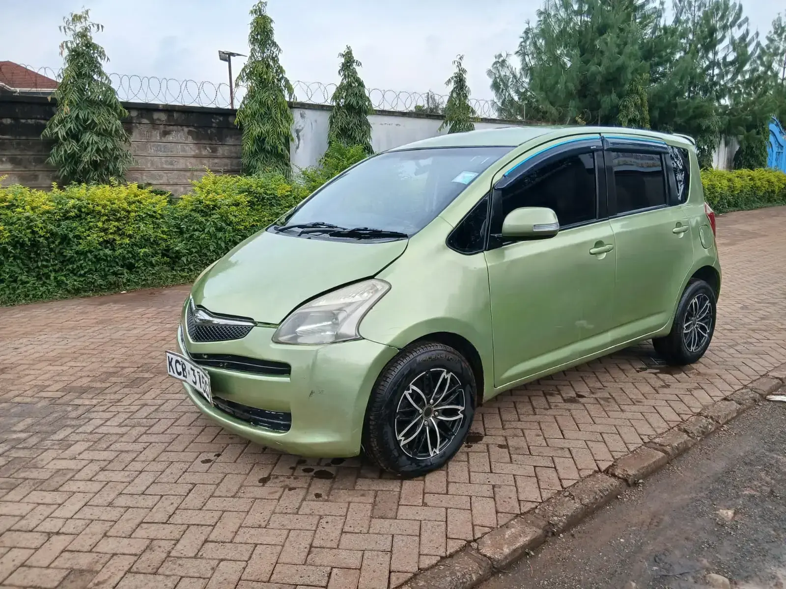 Toyota Ractis