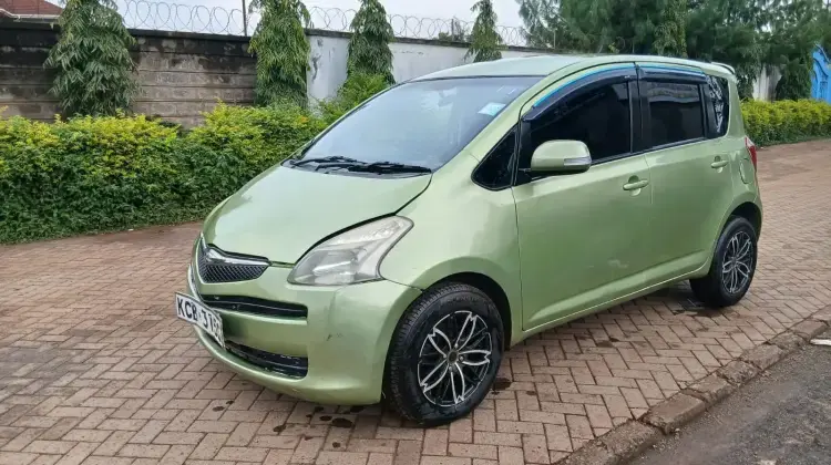 Toyota Ractis