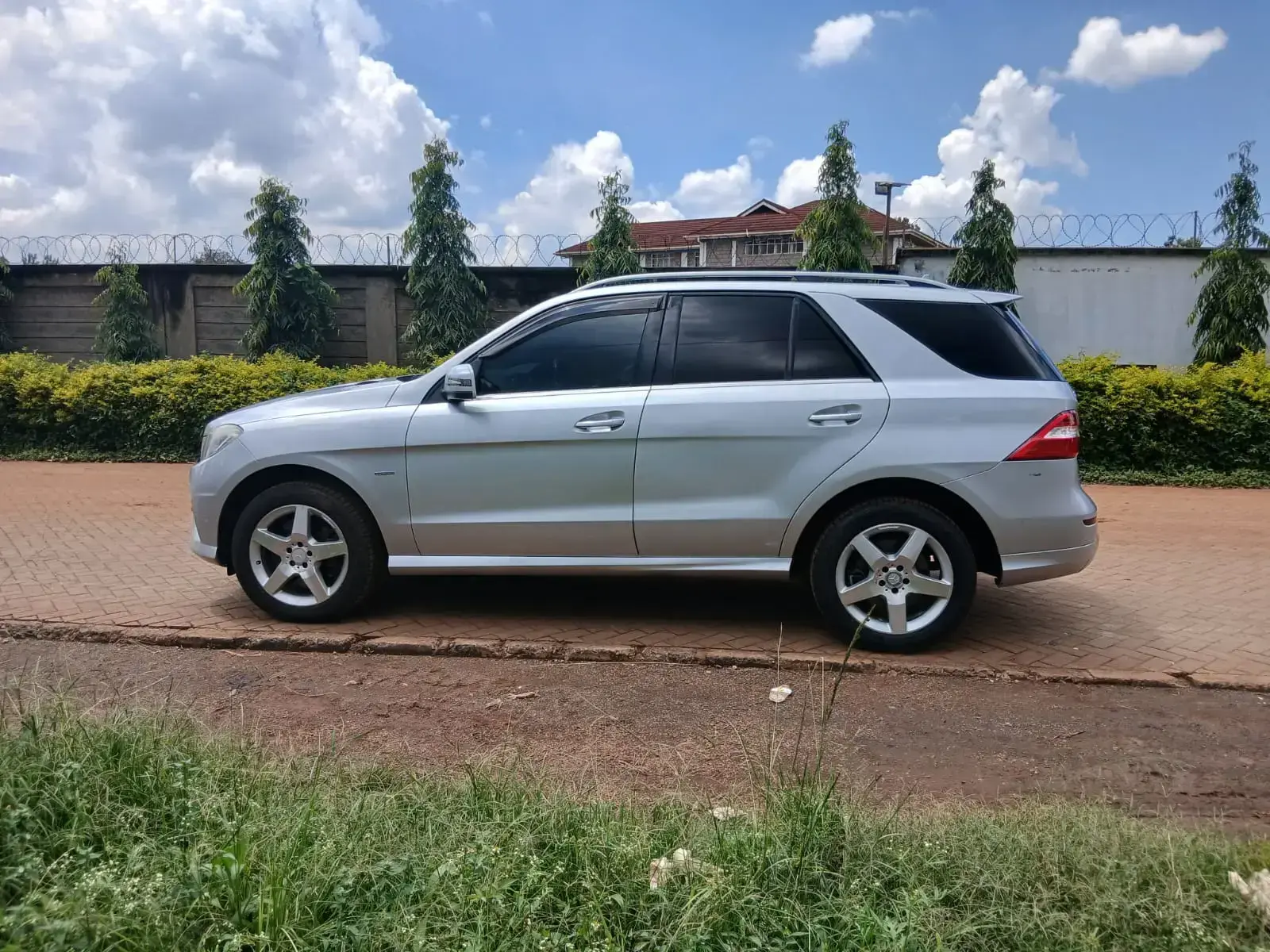 Mercedes-Benz ML 350