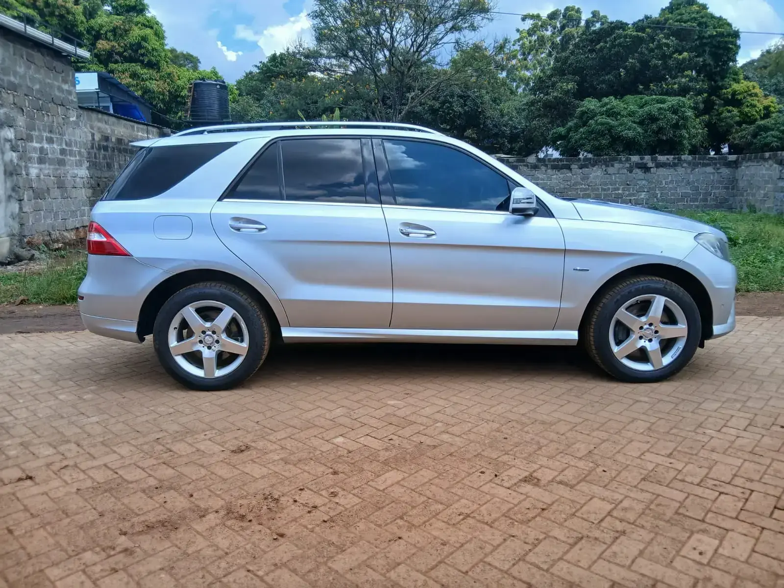 Mercedes-Benz ML 350