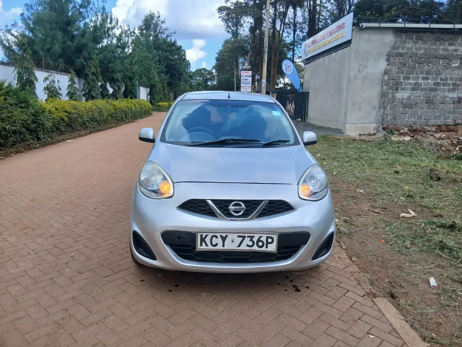 Nissan March