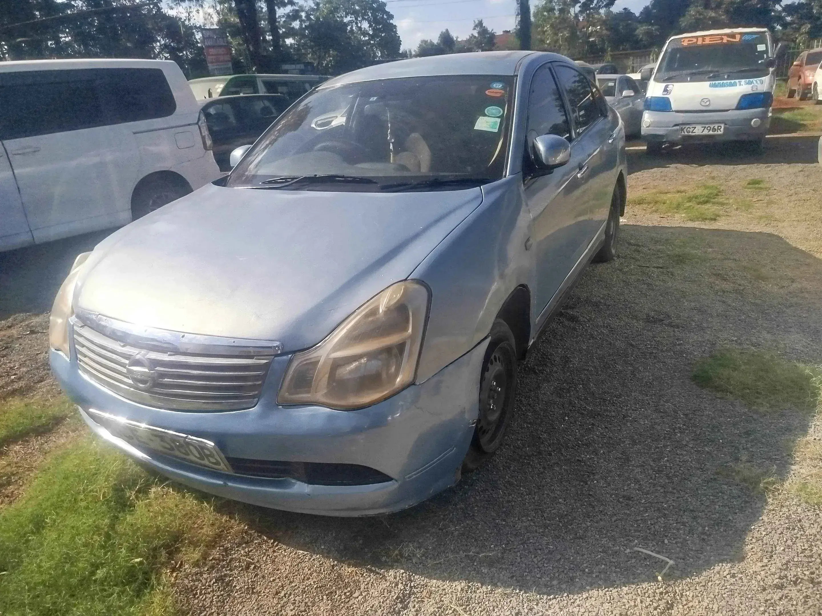 Nissan Bluebird