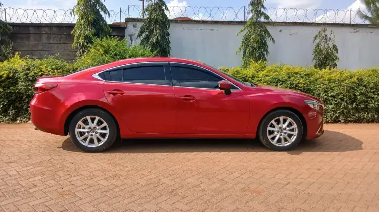 Mazda Atenza