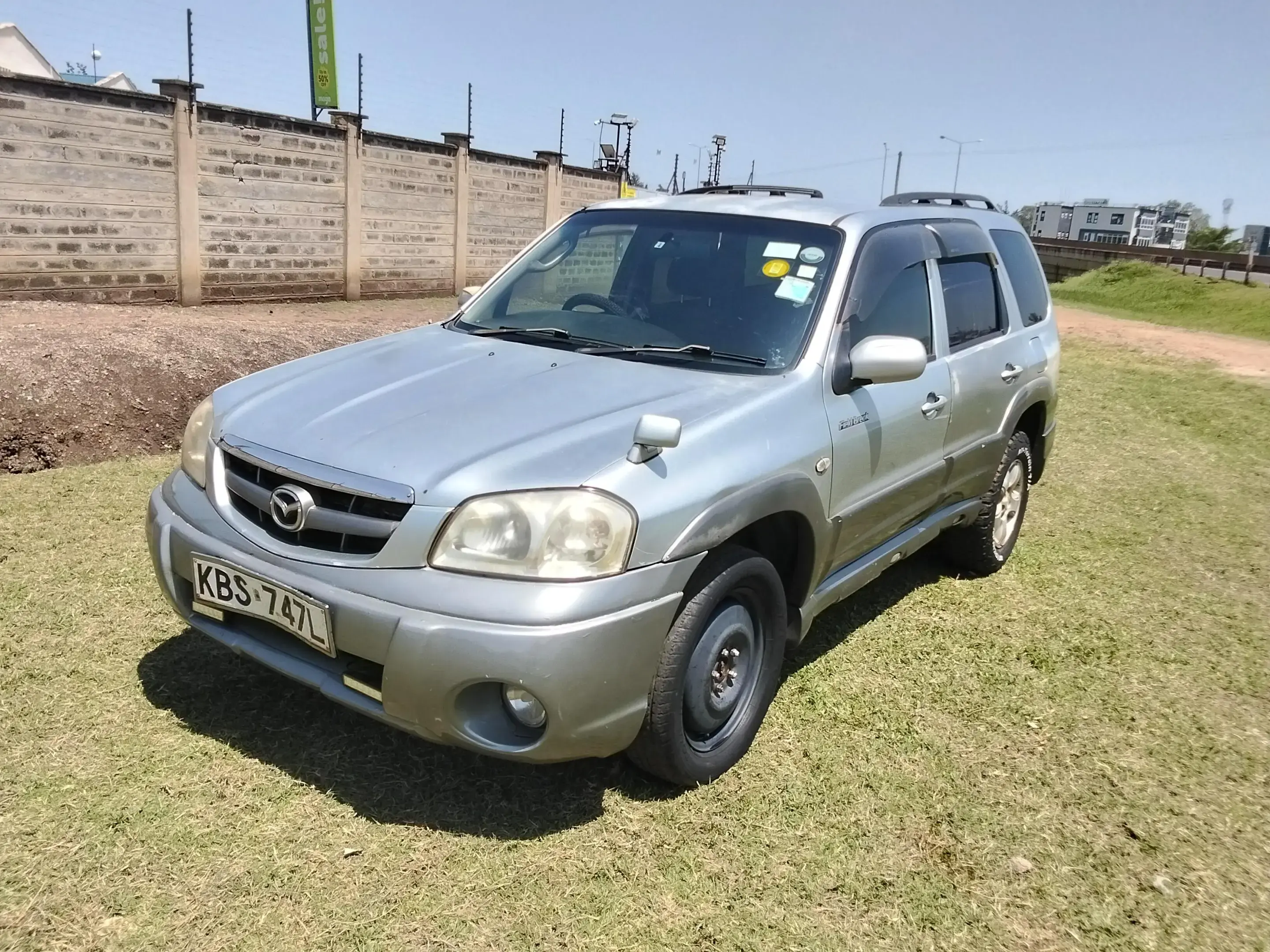 Mazda Tribute