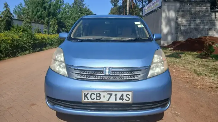 Toyota Isis
