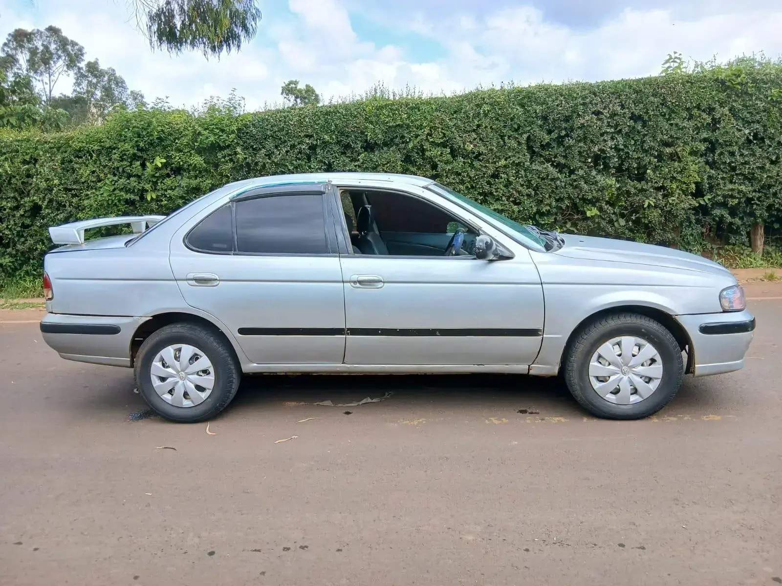 Nissan Sunny