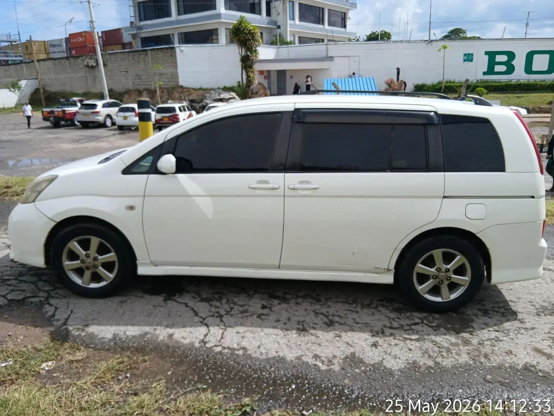 Toyota Isis