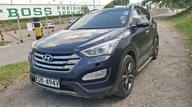 Hyundai SANTA FE