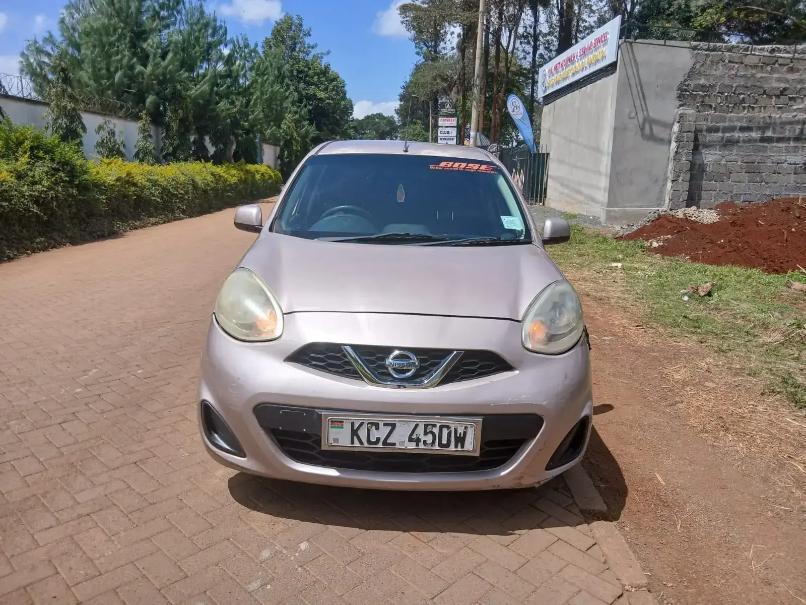 Nissan March