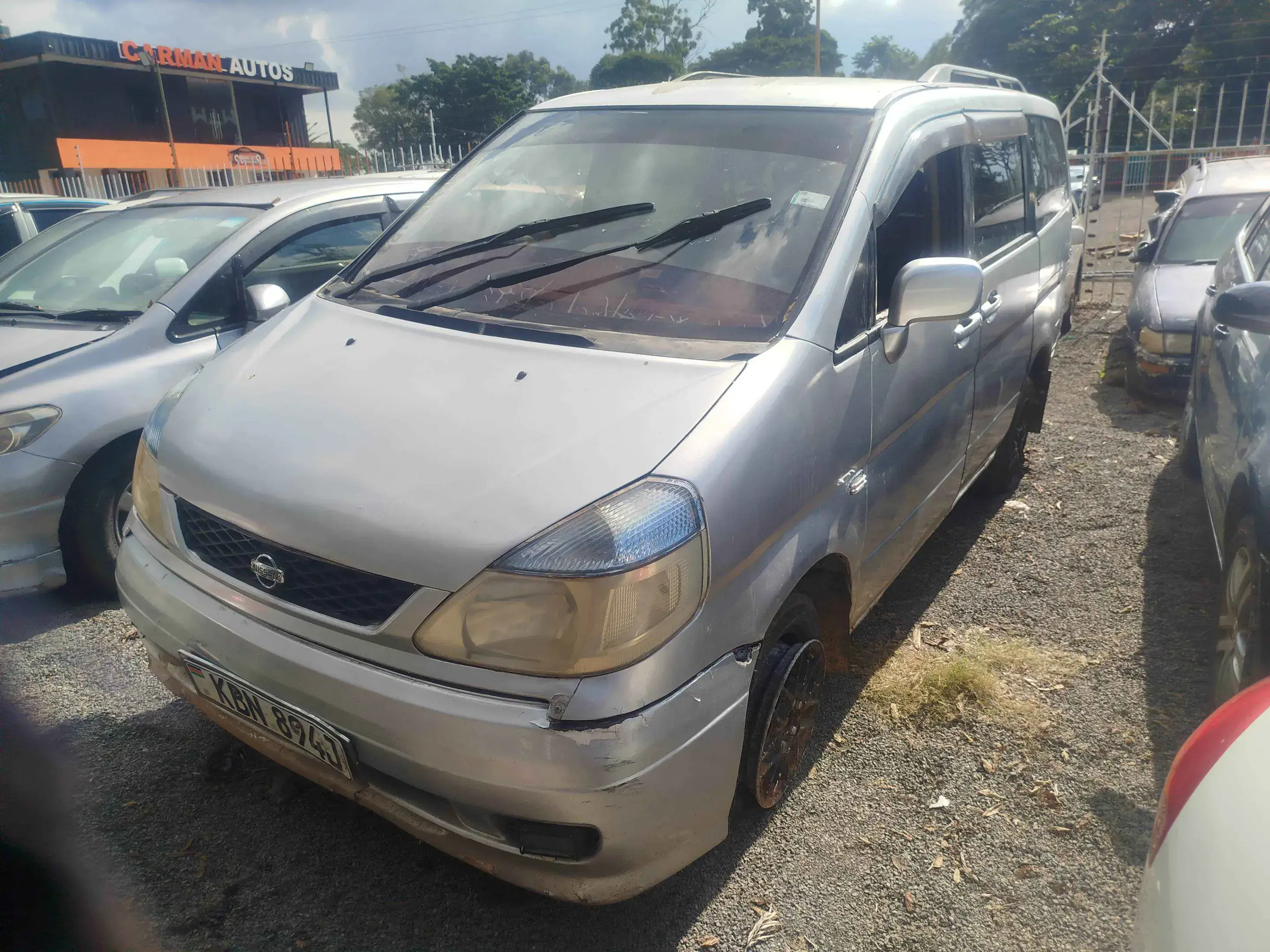 Nissan Serena