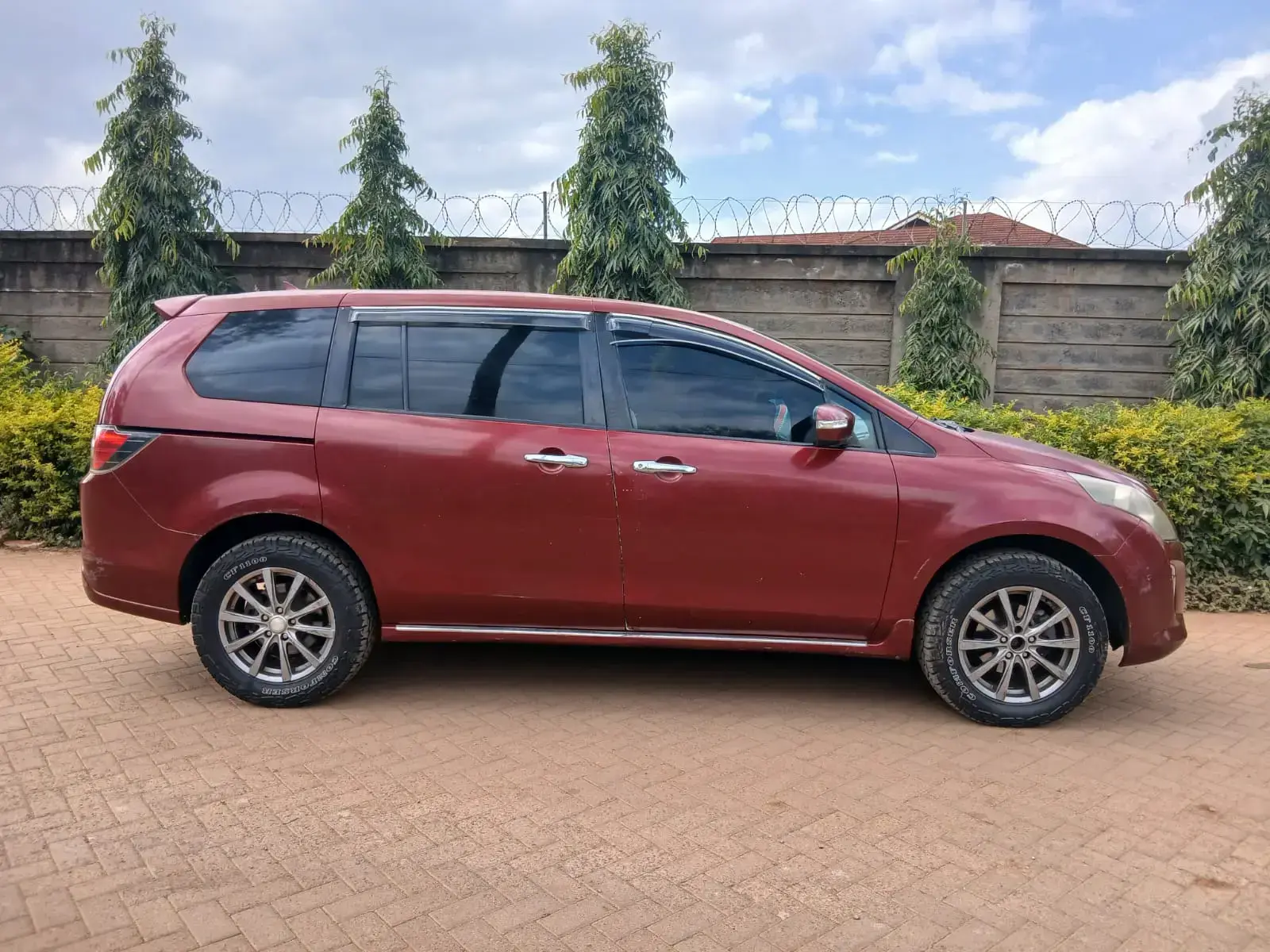 Mazda MPV