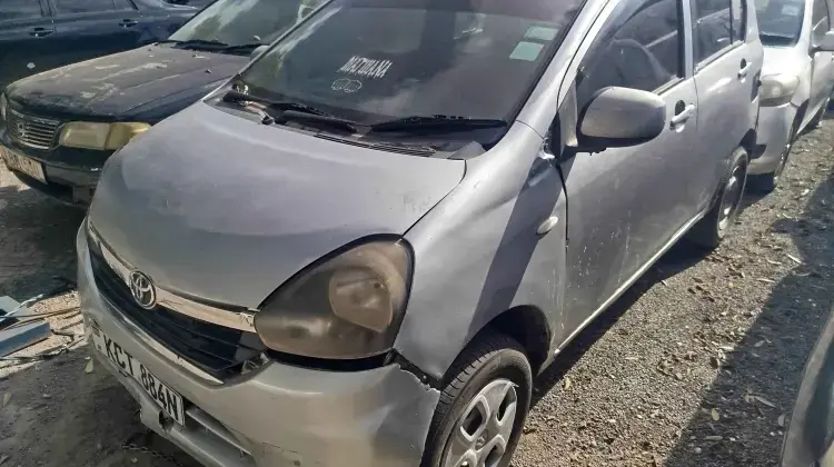 Toyota Pixis