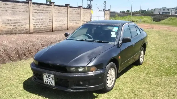 Mitsubishi Galant