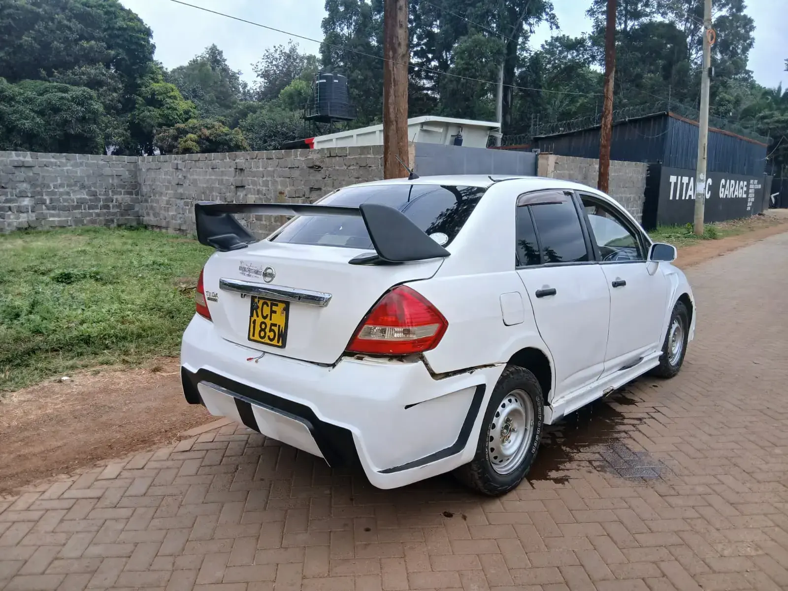 Nissan Tiida