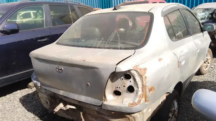 Toyota Platz