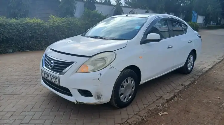Nissan Latio