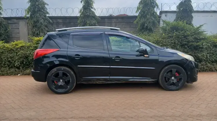 Peugeot 207