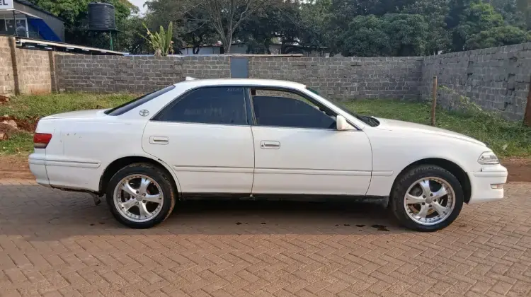 Toyota Mark II 
