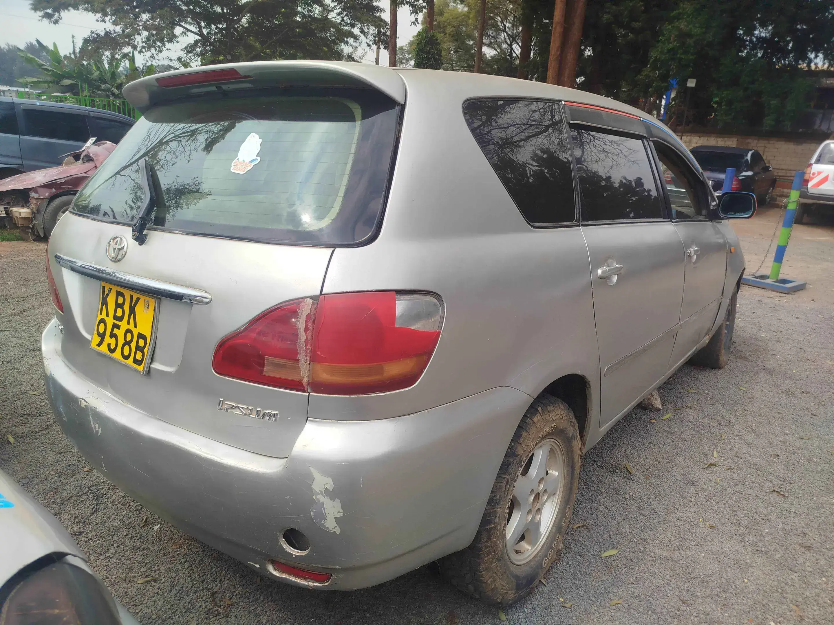 Toyota Ipsum